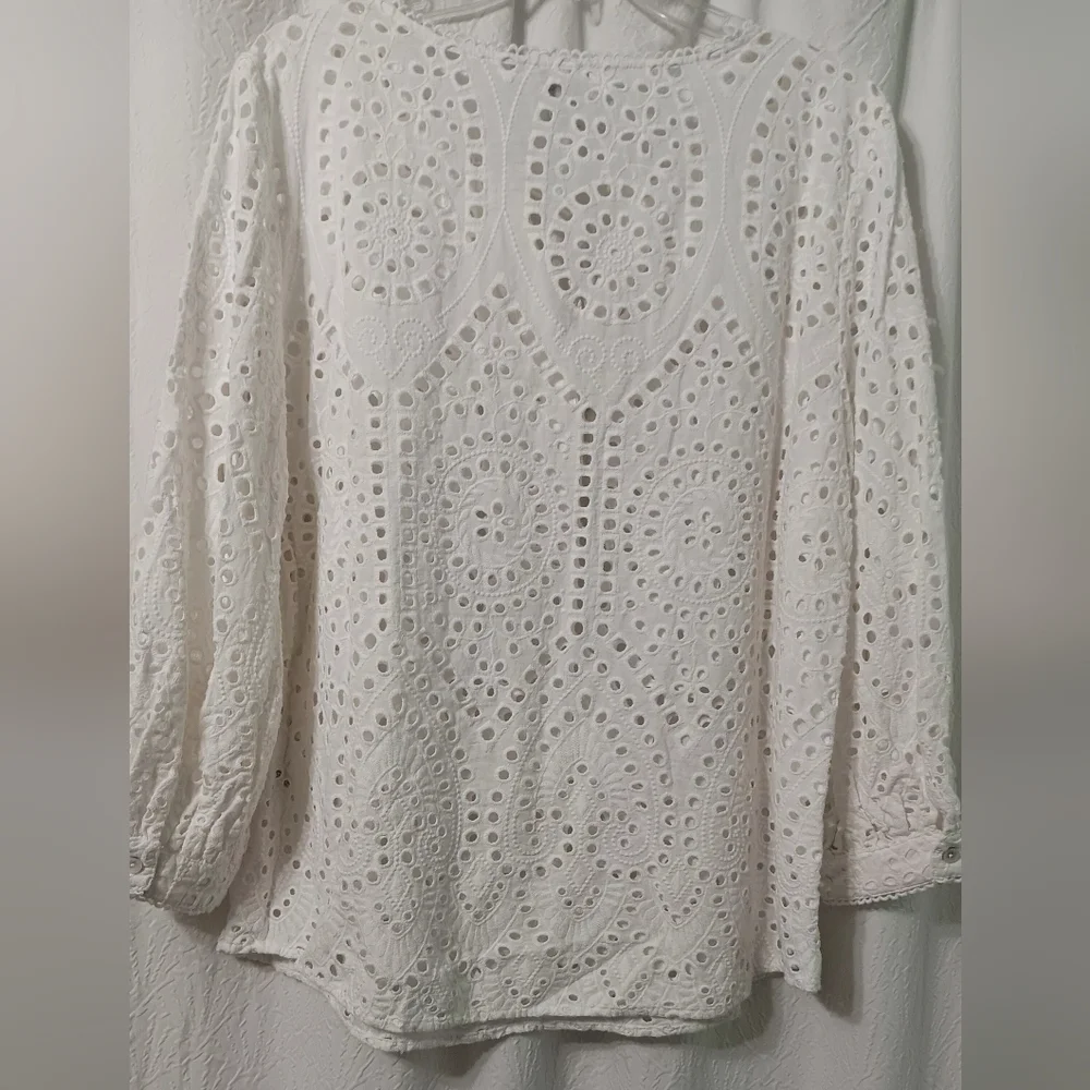 Chicos Eyelet Tunic Top White Tassled Cotton Cottagecore Boho Coastal SZ 16/18 - Picture 4 of 10